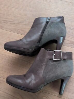 Naturalizer Maureen booties Sz 7.5